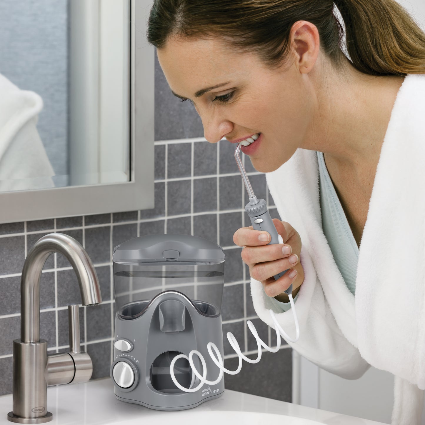 Using WP-117 Gray Ultra Water Flosser